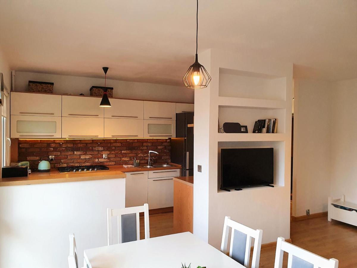 Happy Apartment