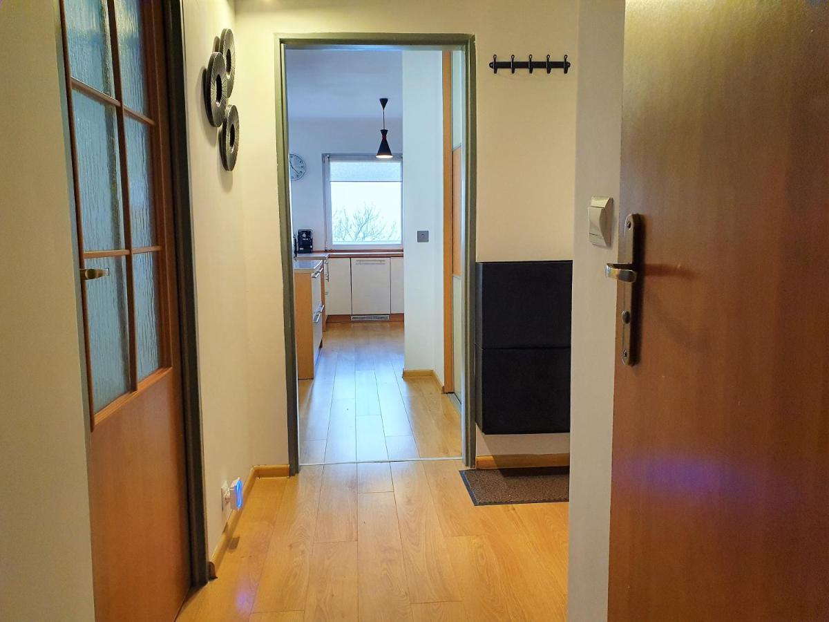Happy Apartment *